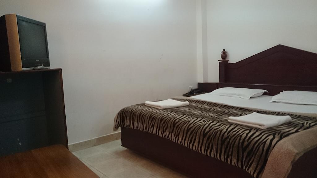 Hotel Maharaja Katra  Chambre photo