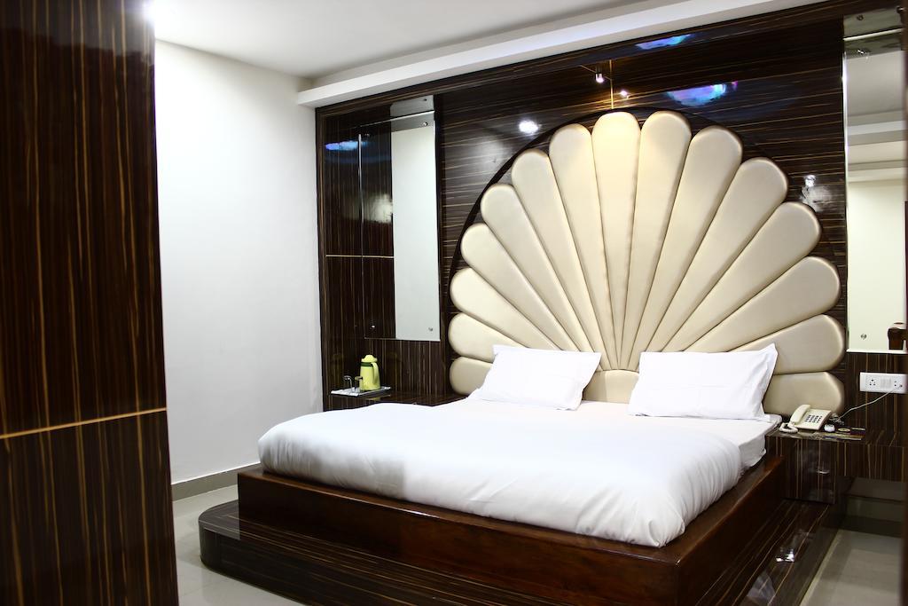 Hotel Maharaja Katra  Chambre photo