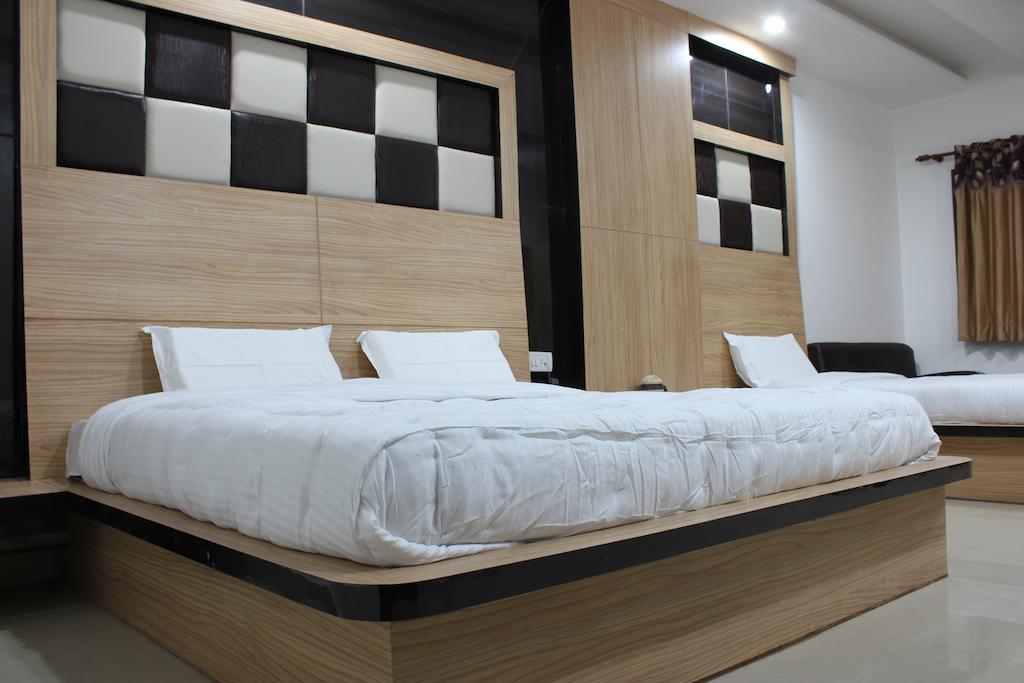 Hotel Maharaja Katra  Chambre photo