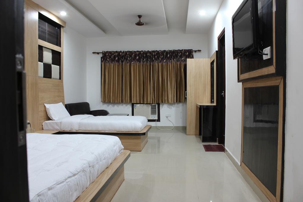 Hotel Maharaja Katra  Chambre photo